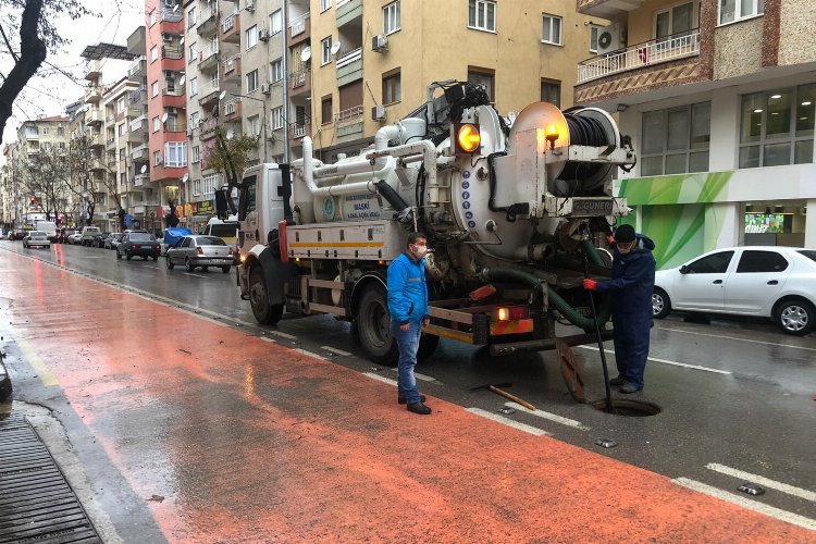 Manisa yağış ve fırtınaya karşı hazırlıklı 