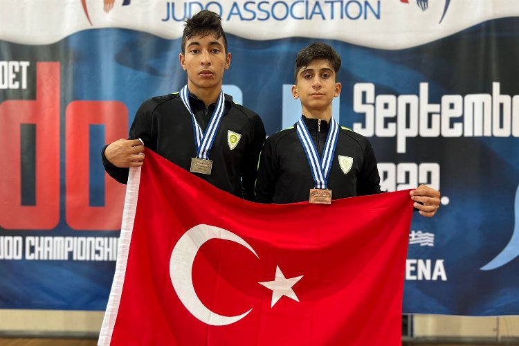 Manisalı judocular, Balkan'dan madalyalarla döndü -