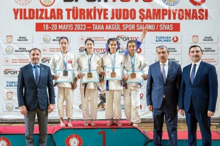 Manisalı judocular Türkiye üçüncüsü oldu -