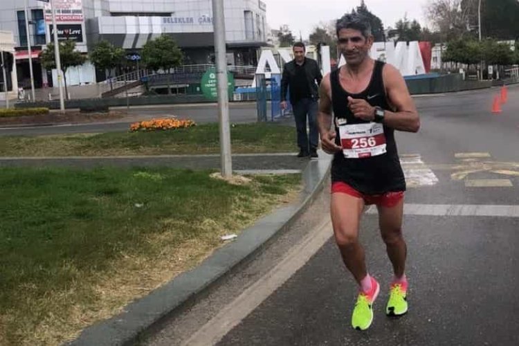 Manisalı şampiyon atlet Antalya'da yine kürsü yaptı -