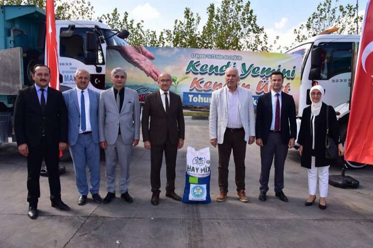 Manisalı üreticiler kendi yemini kendi üretecek -