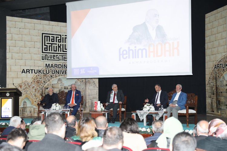 Mardin'de eski bakanlardan Fehim Adak için anma programı düzenlendi -
