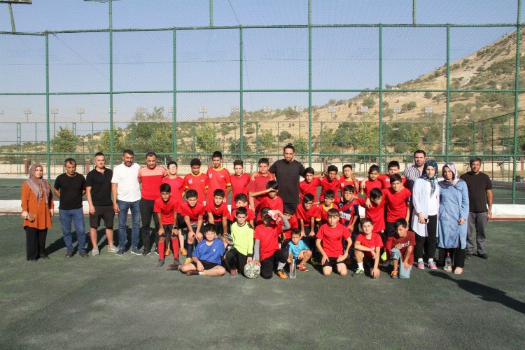 Mardin’de geleceğin futbol yıldızları yetişiyor -