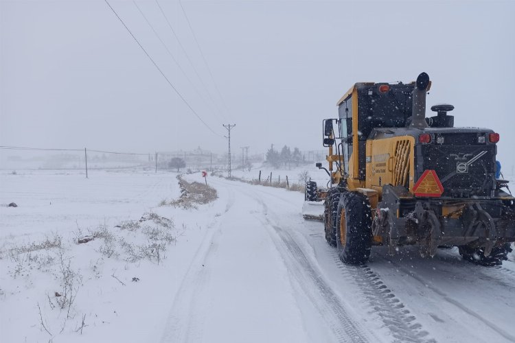 Mardin'de yol açma çalışmaları tam gaz -