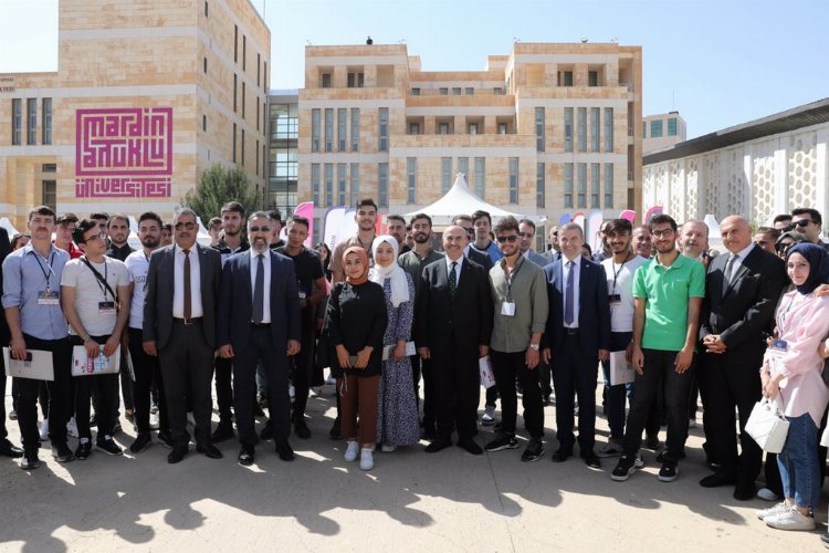 Mardin Valisi Demirtaş, Kariyer Günleri'ne katıldı -