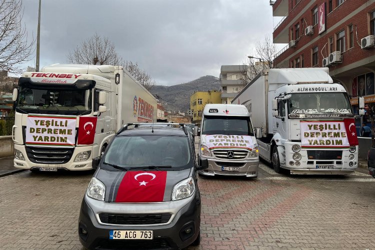 Mardin Yeşilli'den deprem bölgesine yardım tırları -