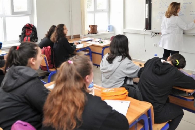 MEB'den Türkçe kararı -