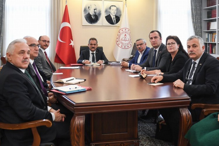 MEB: Mazaret tayini 3'e çıkarıldı -