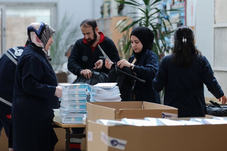 MEB'ten depremzede öğrencilere eğitim seti -