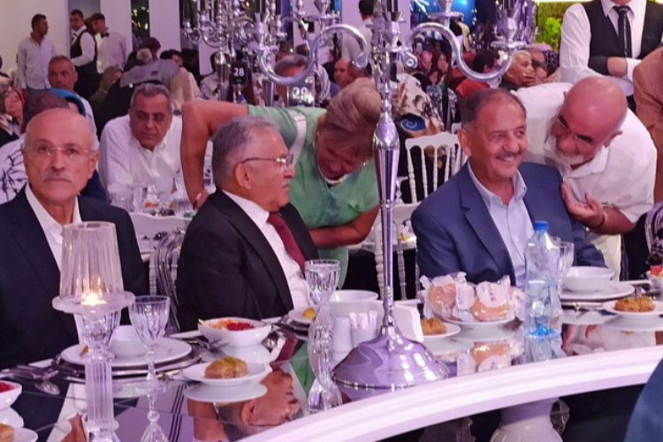 Mehmet Özhaseki'den Büyükkılıç'a 40 yıllık dostluk mesajı -