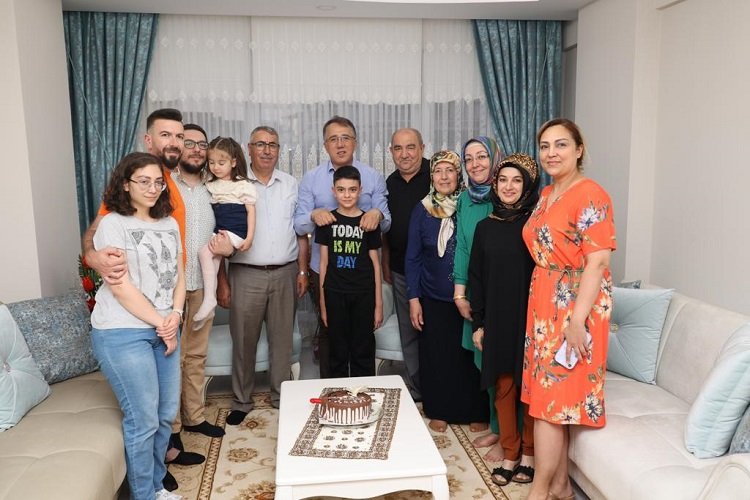 Mehmet Savran'dan ev ve esnafa ziyaret -