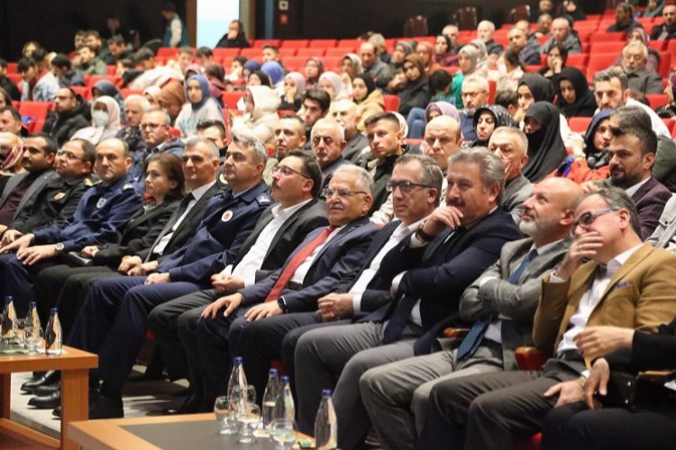 Melik Mehmet Gazi için anma töreni -