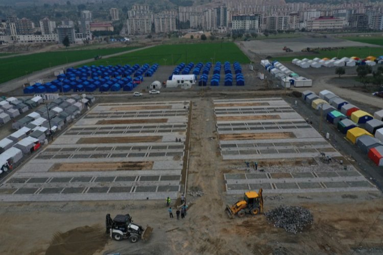 Melikgazi'den Dulkadiroğlu'na 65 konteyner -