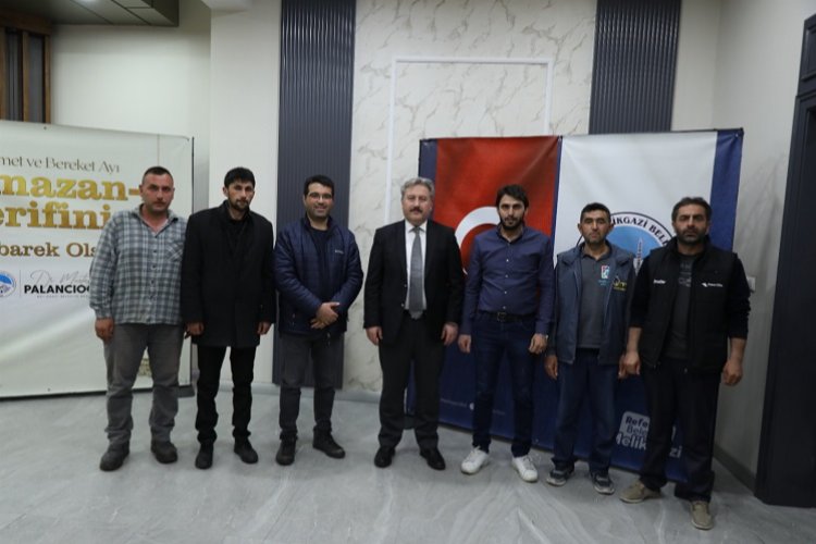 Melikgazi depremzedelerin kalbine dokundu -