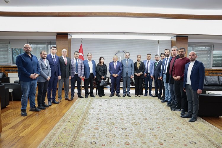Memduh Büyükkılıç'a Kocasinan'dan ziyaret -