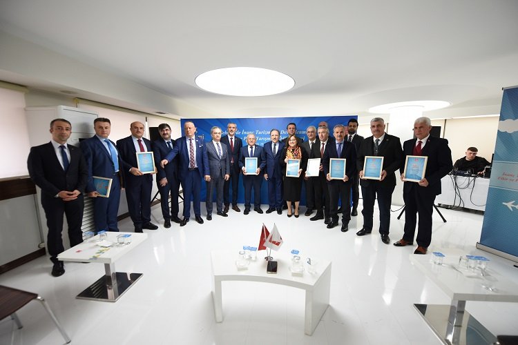 Memduh Büyükkılıç'a TBB'den ödül -