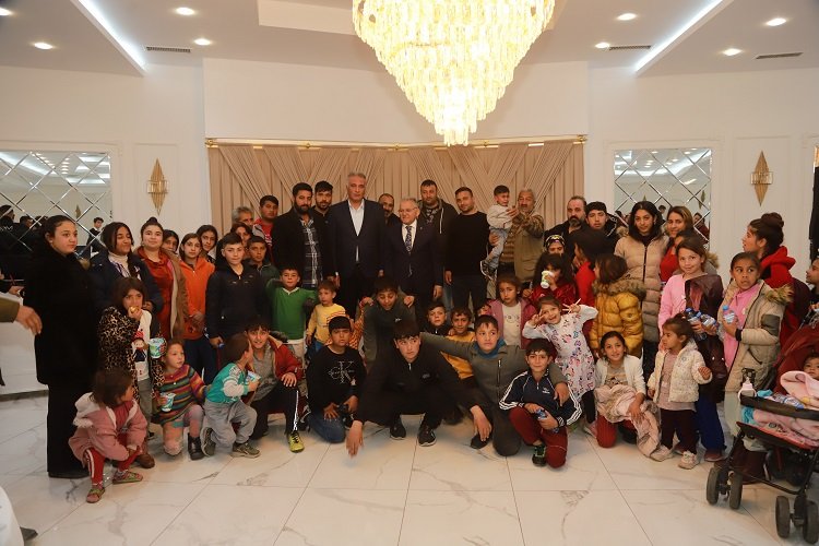 Memduh Büyükkılıç Cennet Mahallesi'nde -