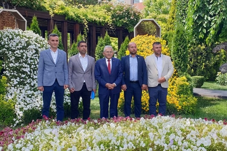 Memduh Büyükkılıç muhtarları ağırladı -