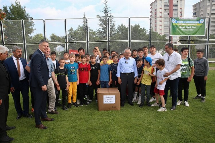 Memduh Büyükkılıç'tan 16 milyonluk hizmet -