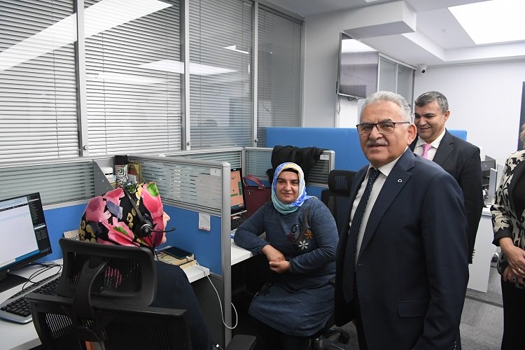 Memduh Büyükkılıç'tan Beyaz Masa'ya ziyaret -