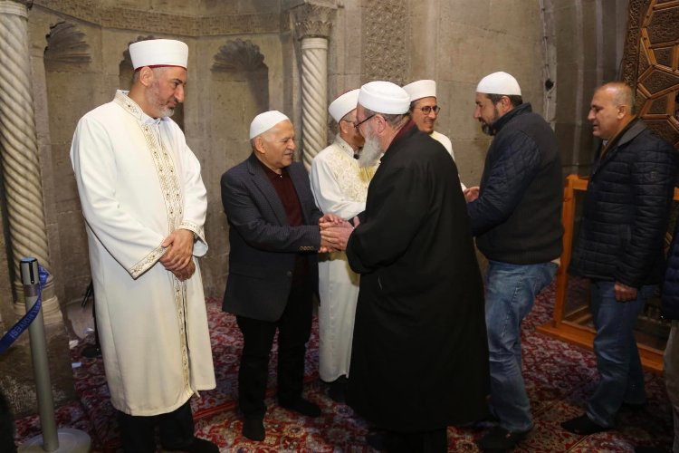 Memduh Büyükkılıç'tan İsveç'e kınama -