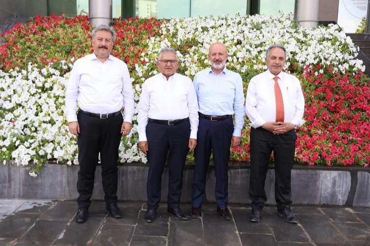 Memduh Büyükkılıç'tan Melikgazi mesaisi -