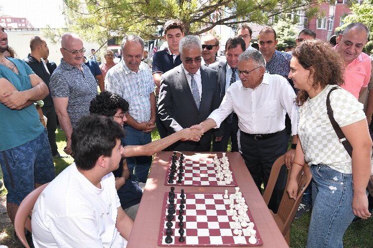 Memduh Büyükkılıç'tan şah mat -