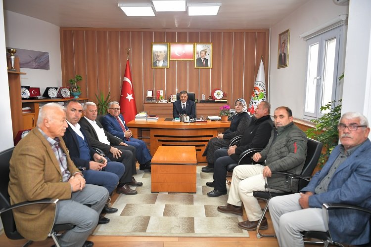 Memduh Büyükkılıç'tan Yeşilhisar mesaisi -