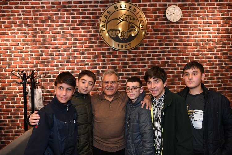 Memduh Büyükkılıç teravin sonrası gençlik buluşması -