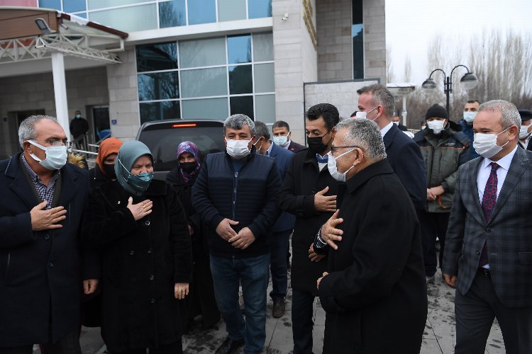 Memduh Büyükkılıç'a Akkışla'dan teşekkür -