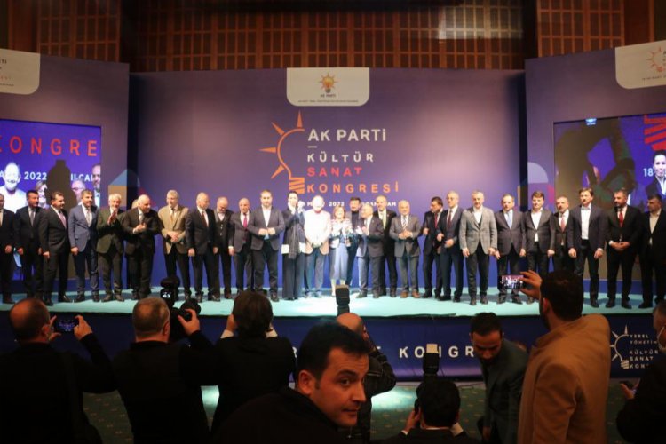 Memduh Büyükkılıç'a 'yenilikçi yaklaşım' ödülü -
