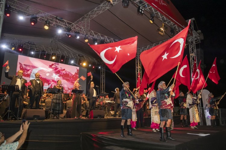 Mersin'de 30 Ağustos coşkusu -