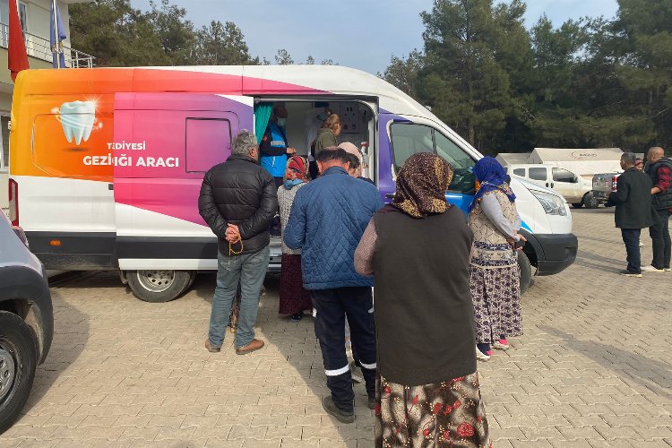 Mersin'den depremzedelere büyük destek -
