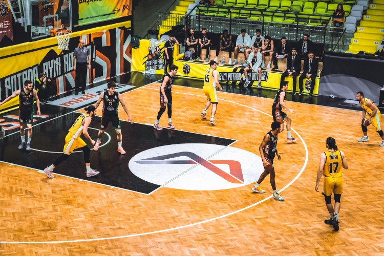Mersin Gemlik'e potada geçit vermedi -