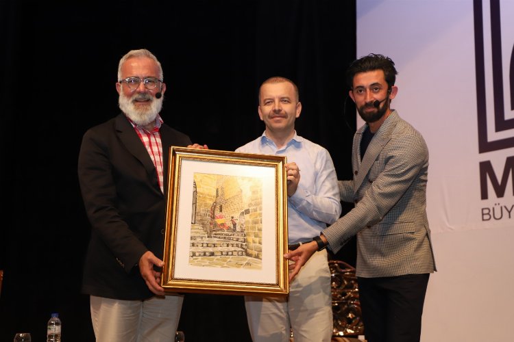 “Mesnevi’den Hikâyeler” söyleşisi izleyicilerle buluştu -