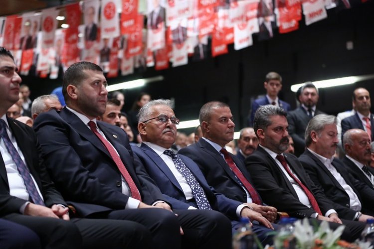 MHP Kayseri kongresine Büyükkılıç da katıldı -