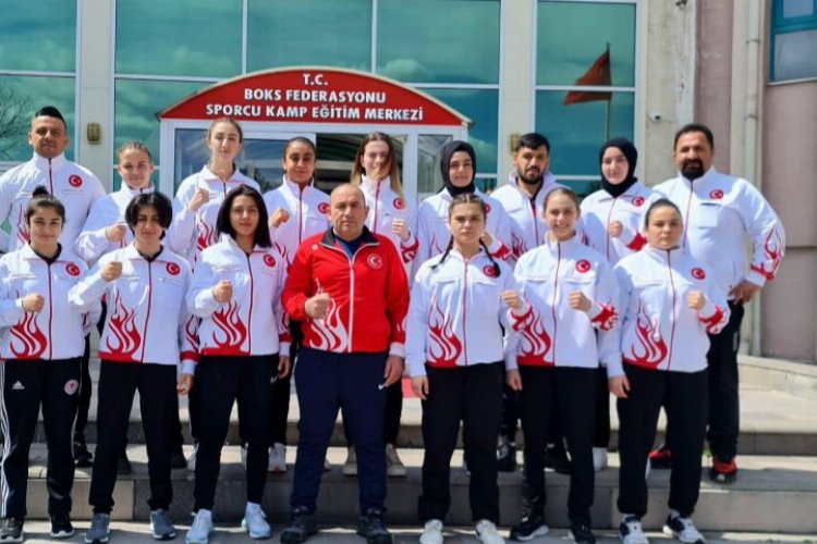Milli Boksör Havva Nur Şeker Bulgaristan yolcusu -