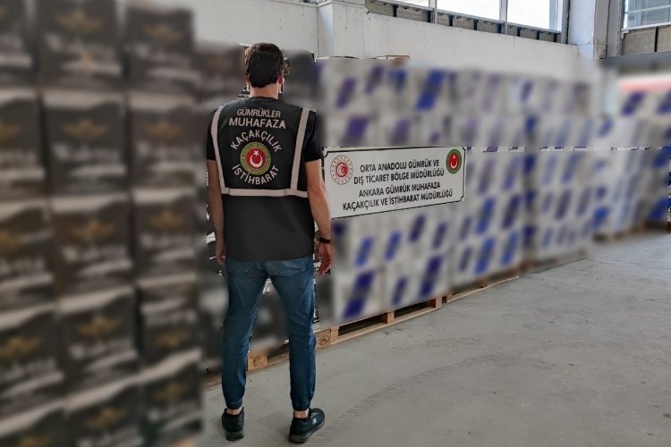 Milyonlarca kaçak makaron ele geçirildi -