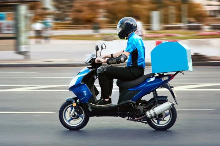 Motokuryelerin yaşadığı kazalar azalacak! Yönetmelik yolda... -