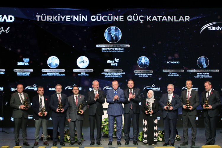 MÜSİAD'dan ERÜ'ye ödül -