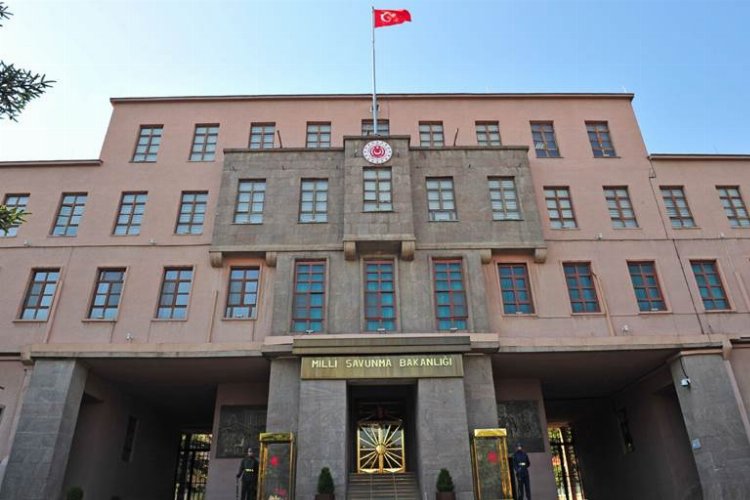 MSB: Bazı birliklerimiz depremden etkilendi -