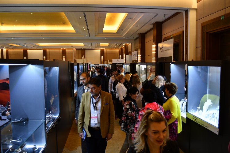 Mücevher sektörü Antalya'da buluştu -