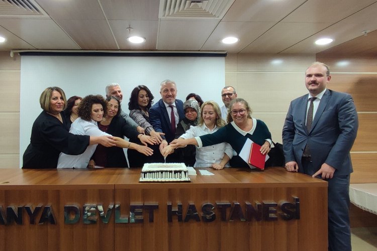 Mudanya Devlet Hastanesi'nde plaket ve sertifika töreni -