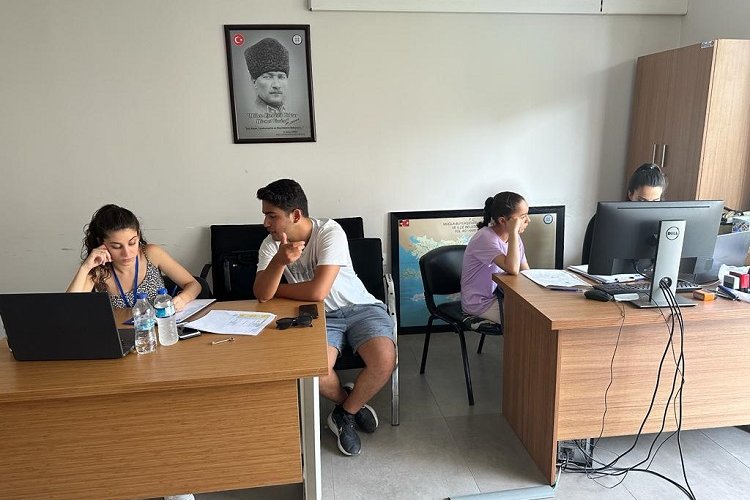 Muğla Büyükşehir'den üniversite adaylarına danışmanlık -