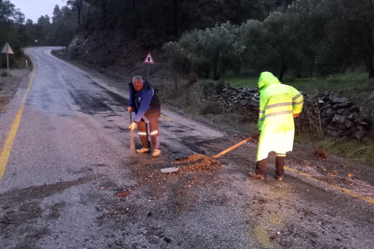 Muğla Büyükşehir'den yağmur mesaisi -