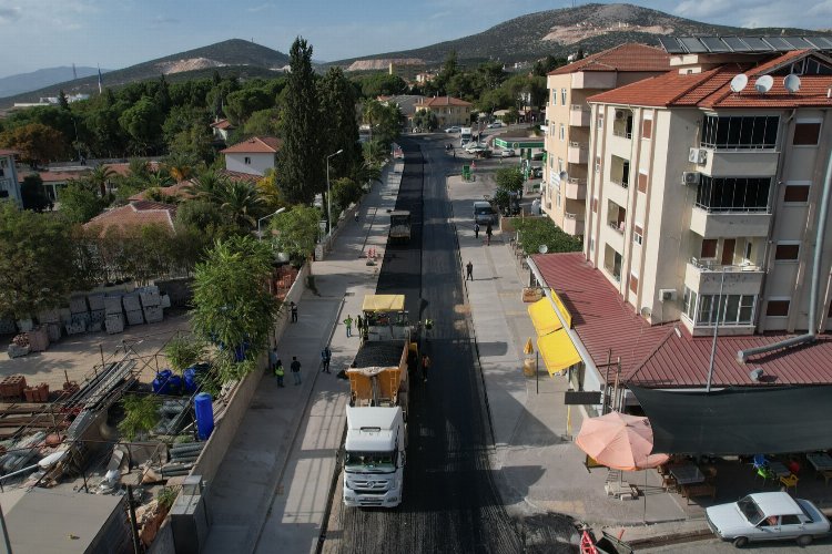Muğla'da Yatağan Mehmet Özcan Caddesi asfaltlandı -