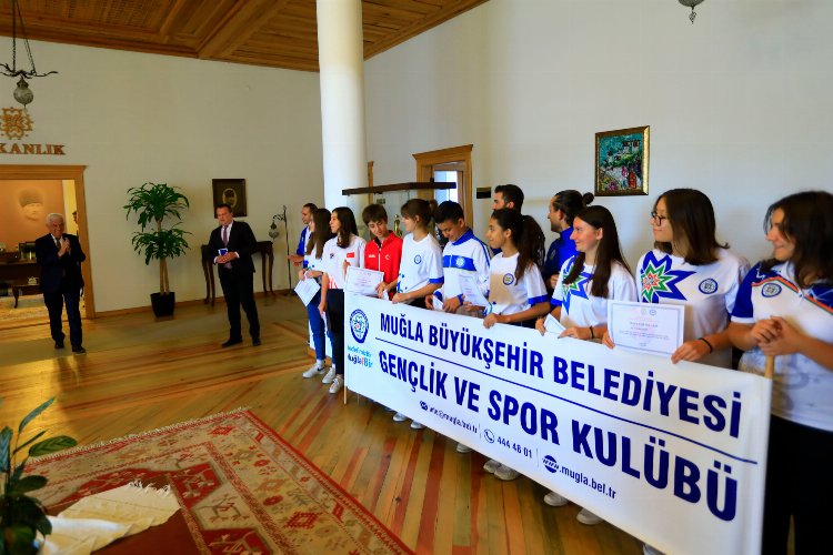 Muğlalı şampiyon sporculardan Başkan Gürün’e ziyaret -