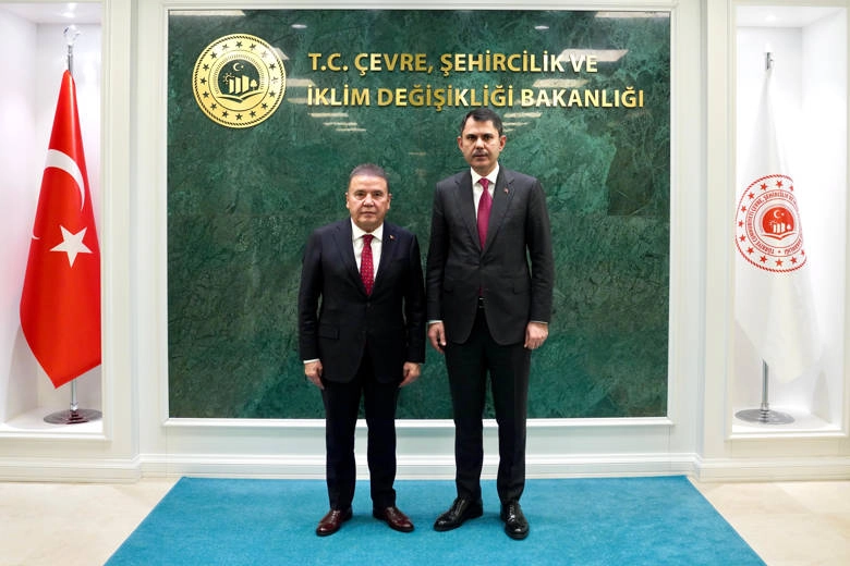 Muhittin Böcek Bakan Murat Kurum'la görüştü -