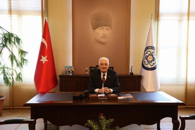 Muğla Büyükşehir Belediye Başkanı Gürün, koronavirüsü yendi -