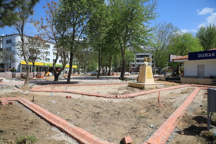 Muğla Büyükşehir Belediyesi 2000 Derneği parkını yeniliyor -